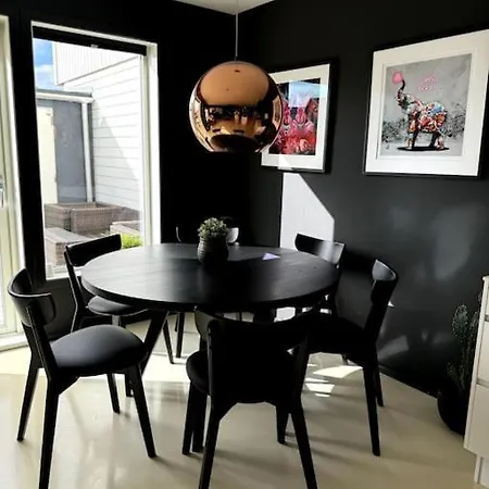 Hus Ved Fjorden Appartement Sola