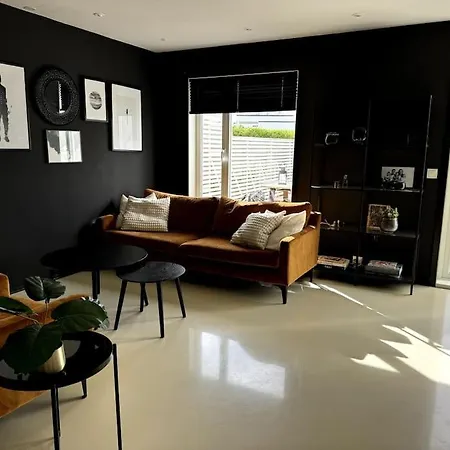 Apartment Hus Ved Fjorden Sola