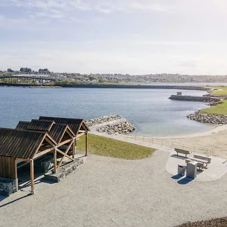 Hus Ved Fjorden * Sola